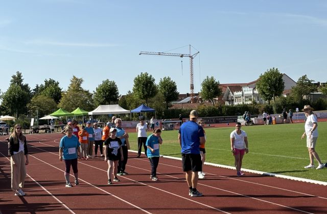 Startaufstellung zum 50-Meter-Lauf