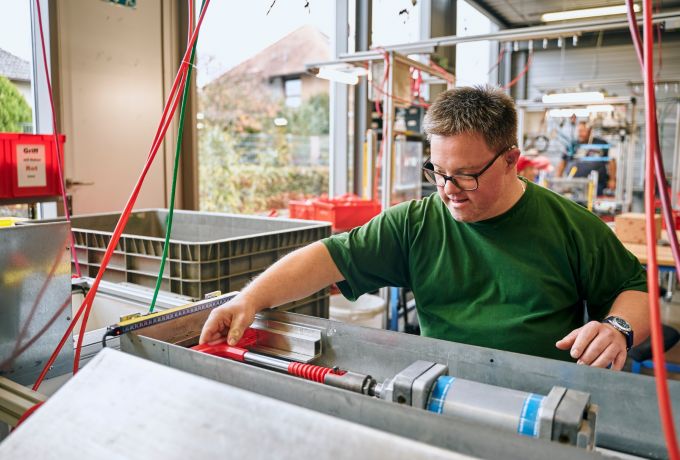 Die industrielle Montage ist ein Tätigkeitsfeld der Südliche Weinstraße